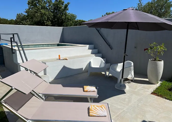 Villa Rosa Dei Venti - Peroj - Amazing Sea View